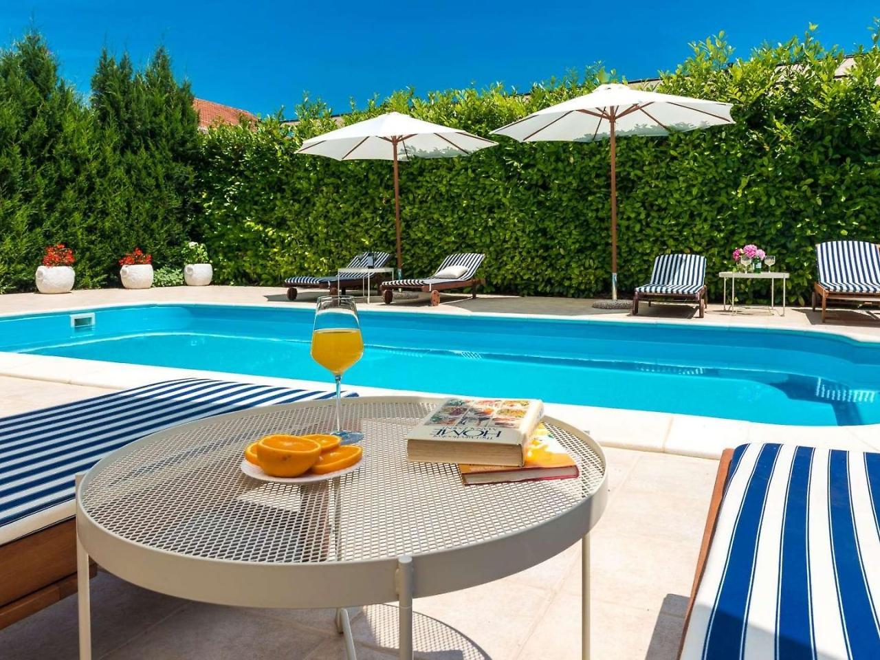 Holiday Home Floreat Orebic Ngoại thất bức ảnh